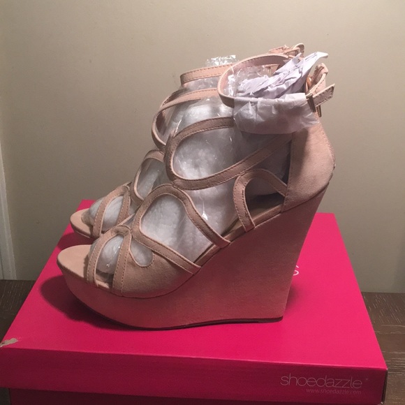 Ladies wedge Sandals - Picture 2 of 2